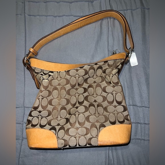 Coach purse - Picture 1 of 3